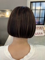 ヴィサージュバスク(VISAGE ba.s.k)&nbsp;『シルエット職人』首が綺麗に見えるボブ