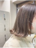 透明感たっぷりミルクティーベージュつくる軽やかボブ【越谷】