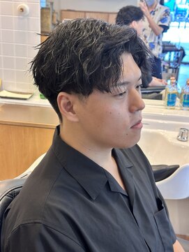 ゼロスバーバー(0's BARBER SHOP) ツイストスパイラル/メンズパーマ/ビジネス/マッシュ/爽やか