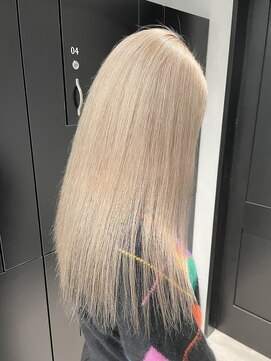 ホープ(hope) ミルクティーカラー/ハイトーン/ブリーチ/大阪梅田