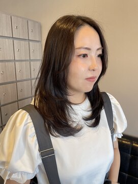 シン カフネ(Shin Kafune) レイヤーカット/フェイスレイヤー/センターパート