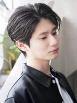 カライング(ing)&nbsp;スーツ短髪ツーブロック束感モテる黒髪シークレットパーマ流行