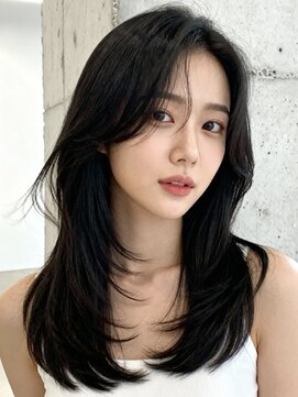 外ハネボブ40代タッセルボブグラデーションカラーヘアカラー