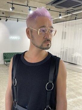 スーパーシーン(SUPER SCENE) MEN’S HAIR/サーフカール/刈り上げセンターパート/宜野湾