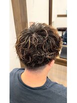 アミリー ひたち野うしく店(Amily)&nbsp;ハイライトメンズニュアンスパーマツイスト波巻きツイスパ30代