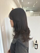 クベル(Kuvel) 軽やかなレイヤーロング