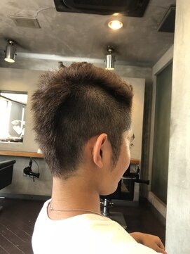 ネイマール風スタイル L ヘアーカスタム Hair Custom のヘアカタログ ホットペッパービューティー