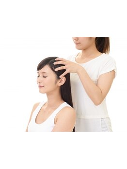 むくみ改善＆スッキリ小顔に☆《ドライヘッドスパ導入◎》丁寧に頭の凝りを揉み解す*手軽に頭皮ケアをSTART
