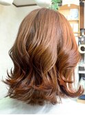 オレンジブラウンカラー&韓国風巻き髪パーマ