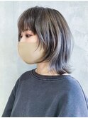 ミニウルフレイヤー_アースカラーくびれヘアツートン_ba360821