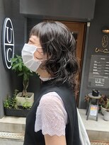 ウィーク 梅田(UiiC)&nbsp;無造作パーマスタイル 【 uiic umeda rira 】