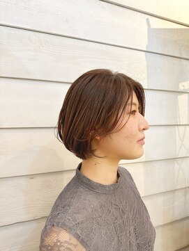 ニューラインギンザ(New-Line 銀座) 絶壁を解消したショートボブ［金子涼］