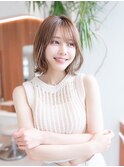 韓国レイヤーくびれセミディ外ハネカール似合わせカット小顔