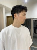 ツーブロック刈り上げショートアップバングビジネスヘア黒髪