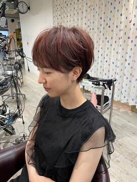 コワファーストナガサキシャンプーボーイ(COIFF1RST NAGASAKI SHAMPOO BOY) 大人可愛い20代30代40代黒髪前下がりショートボブ丸みショート◎