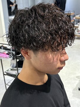 ハイプ(HYPE) 波巻き/メッシュ/スキンフェード/学割/白髪染め/縮毛矯正/韓国