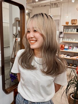 オーシティー(O-city) ハイトーンベージュ