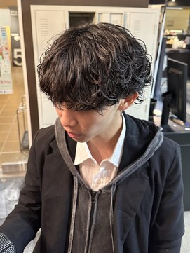 グロウ 天神店(growth) 波巻シャドウパーマ