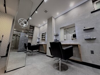 トップバイスリーナイン(TOP by THREE NINE)の写真/人目を気にせず施術が受けられる★一人ひとりのお客様に合わせた施術で、流行りのスタイルが手に入る!