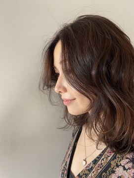 トランクイル(tranquil) ミディアムヘア