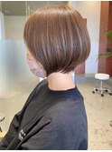 大人ショート 顔周りカット 白髪染め ショートボブ &nbsp;レイヤー