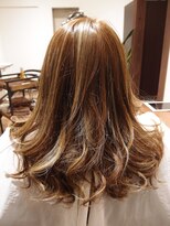 インダー(Indah)&nbsp;立体カラー