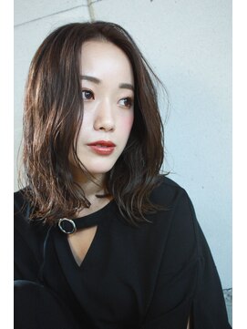 ロウイ 下北沢(LOAWe) #LOAWe style 「ミディアムヘア」