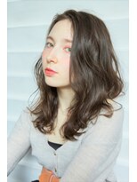 ラレイ(Lalei)&nbsp;【Lalei】クラシカルくせ毛風セミディ【表参道】　辻幸奈