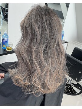 アライブ キチジョウジ(ALIVE Kichijoji) ALIVE吉祥寺 夏のイメチェンバレイヤージュフォギーベージュ