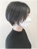 【morio鶴瀬】20代30代40代黒髪柔らか丸みショート