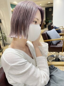 エミス バイ メルト 吉祥寺(emis by melt) 【堀惠洋平】ラベンダーグレー　ダブルカラー　ブリーチ　ボブ