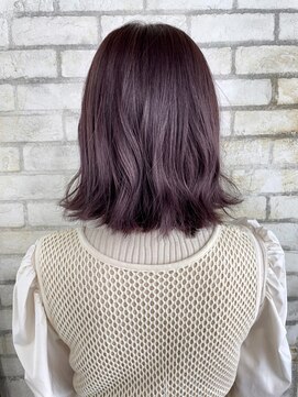 アイティーバイアルバム 藤沢店(IT by ALBUM) ラベンダーグレージュ_外ハネボブセクションカラー_ba397312