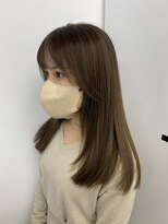 ユイツ&nbsp;ハイライト×くすみベージュ