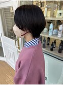 くびれショートボブ×ナチュラル黒髪暗髪すっきりコンパクトヘア