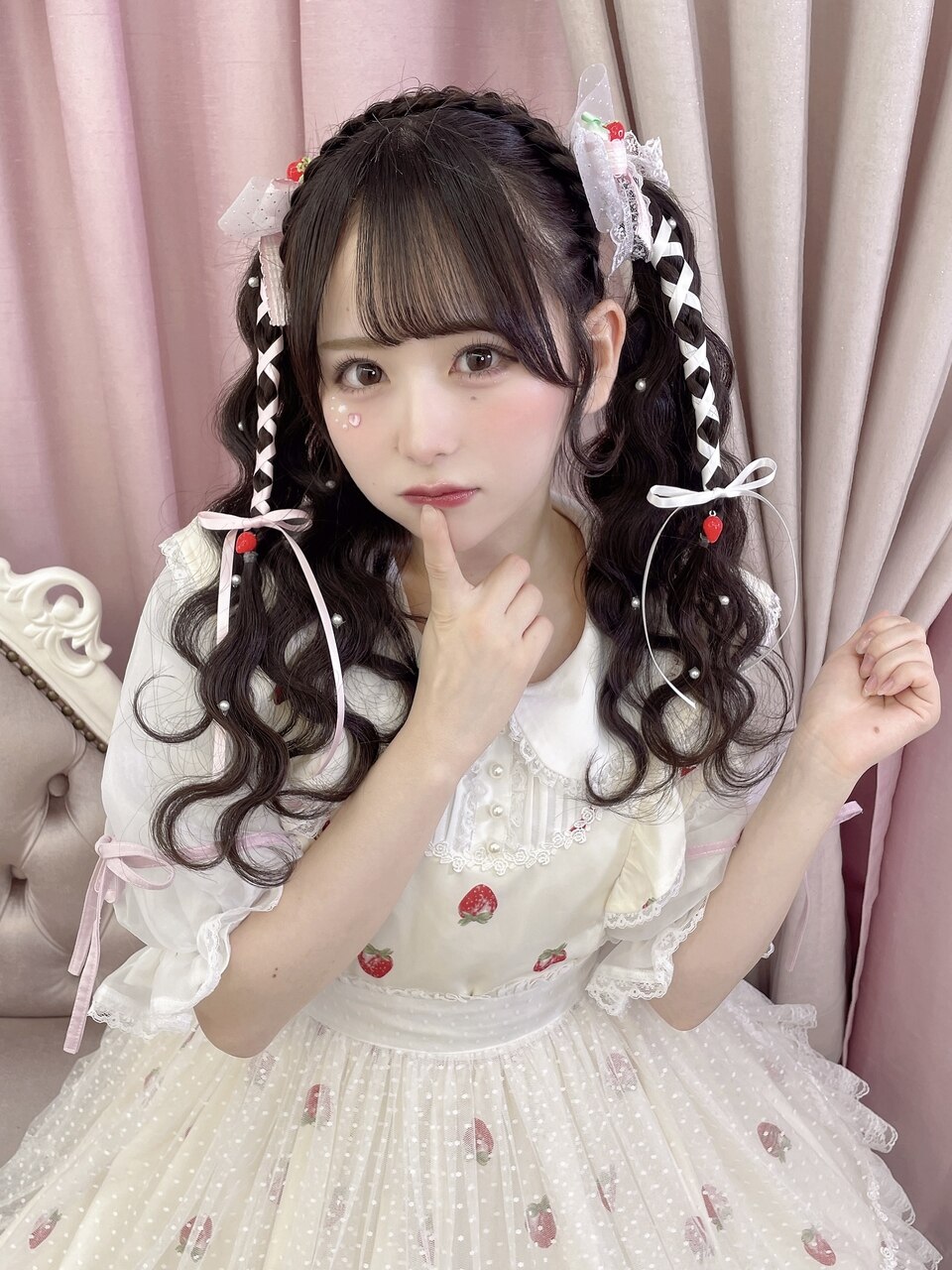 えびちゃんのプリンシパルツインテール 新宿歌舞伎町ヘアメ