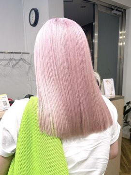 ラニヘアサロン(lani hair salon) ホワイトピンク/切りっぱなしボブ/ハイトーン【大名/天神】