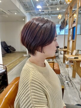 ジジ 宇都宮(Gigi) 黒髪/ボブルフ/ネビージュ/小顔/ワンレン