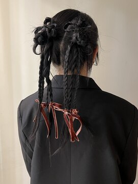 スリバー(sliver) 【yuu】黒髪でも映えるヘアアレンジ