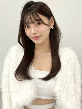 グレージュカラー 髪質改善 韓国風くびれヘア 顔周りカット 20代