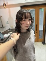 ユエ(Yue) レイヤーロブ × パーマ