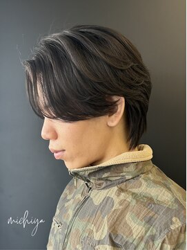 アンドメゾンオム(&Maison. homme) センターパート/ニュアンスパーマ/毛流れパーマ/波巻きパーマ