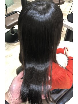 ユーフォリア 銀座本店(Euphoria) ヘッドスパだけでもこのツヤ髪が叶う