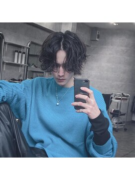 シン(syn) センターパート