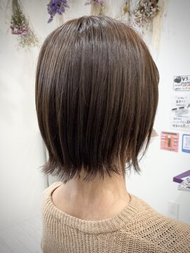 クランチ 岡崎店(kuranch) プツッと外はねボブ