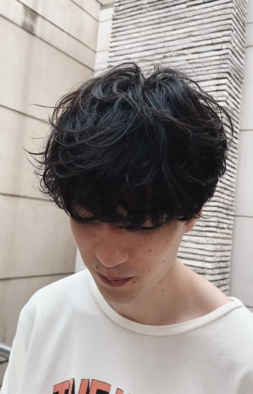 くせ毛風パーマ×ナチュラルツーブロックマッシュ：L173053947｜アット