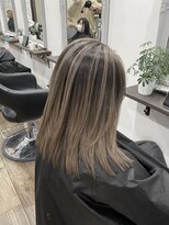 アンダーバーホワイト 広島 並木店(_WHITE)&nbsp;バレイヤージュ【シャドールーツ】