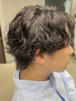 フイ 代々木(Hui)&nbsp;メンズ/アップバング/ツーブロックマッシュ/束感ショート波巻き