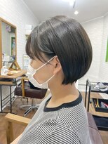 ライフ 忍ケ丘店(Lyfe)&nbsp;ブラウンショート_ミニボブ耳掛けショートネビージュ_202