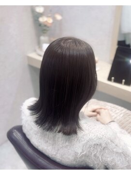 レンテ 千葉(LENTE) 柔らかく艶やかなチョコグレージュ/ブルベでもイエベでも似合う