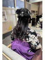 クルム(KURUMU)&nbsp;卒業　袴　ハーフアップ